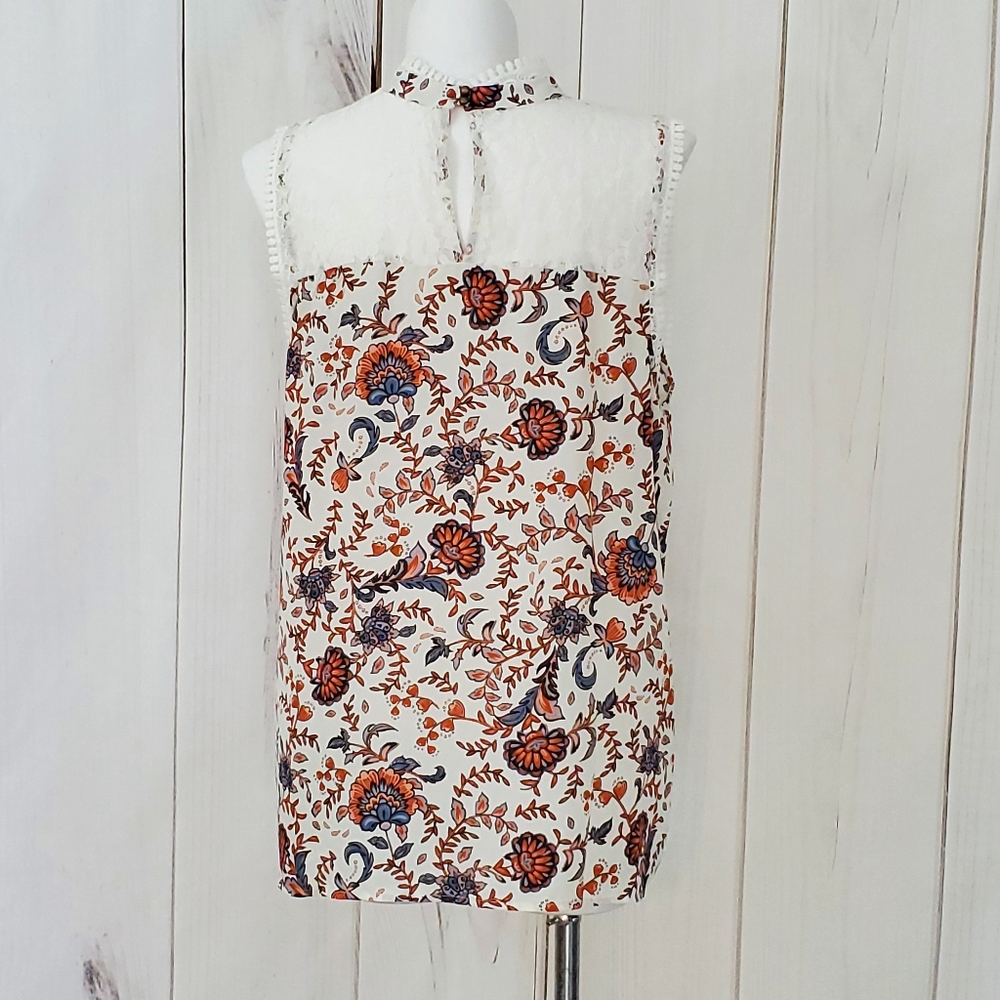 LAST Lace Top Jacquard Plus Sleeveless Self Esteem - Picture 3 of 9